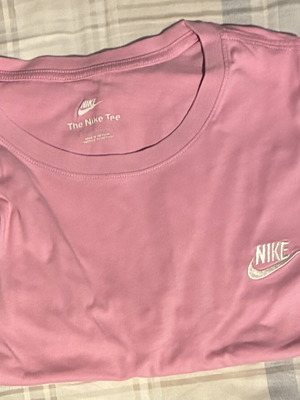 Nike pink shirt like new, size L