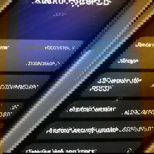 Poco F5 Pro 12gb-256gb στο κουτί του.