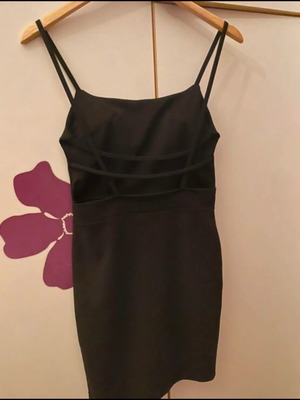 Mini black dress worn once