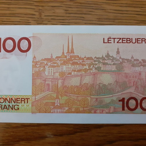 Luxembourg 100 francs 1993 new