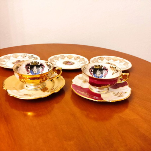 Vintage collectible cups with saucers like new, gift 3 saucers