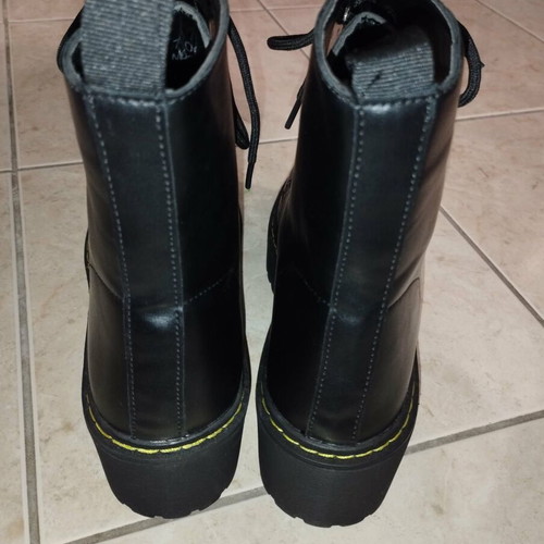 Voi&Noi women's black ankle boots size 39 new