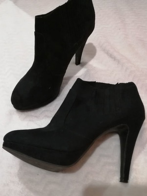 Μποτάκια σουετ H&M 41 νούμερο αφόρετα με τακούνι 12cm