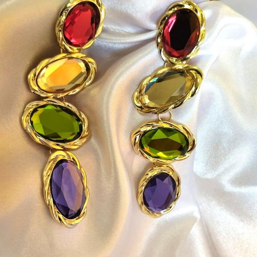 Long earrings with colorful stones new, gold-tone