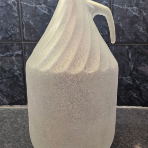 Glass decorative item like new with pearly frosted glass effect