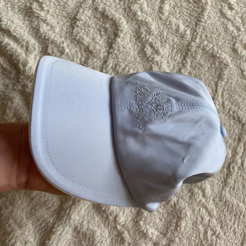 Loro Piana hat like new, turquoise, one size