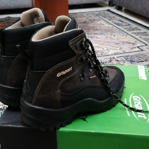 Grisport hiking boots with elastic sole brown black