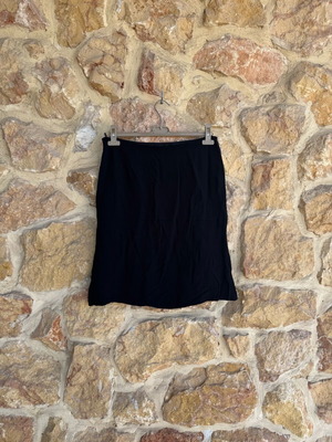 Benetton straight midi skirt like new size 46 black