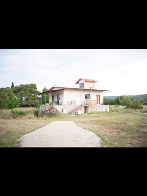 Building with unfinished house 4.25 stremmata in Agios Leon, Zakynthos