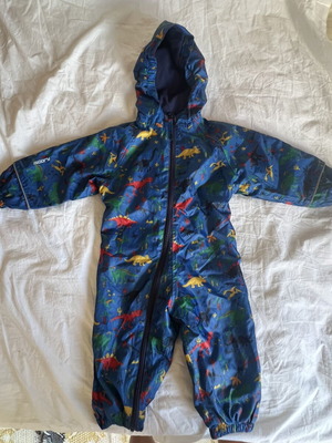 Mountain Warehouse Snowsuit like new with fleece lining for 12-18 months
