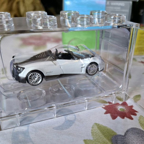Mini GT Pagani Huayra Roadster Hong Kong Exclusive Edition like new