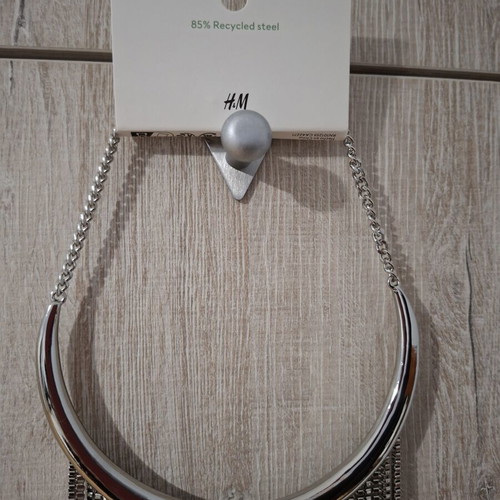 H&M long silver steel necklace