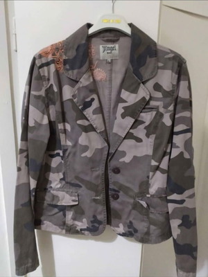 Jacket No XL like new