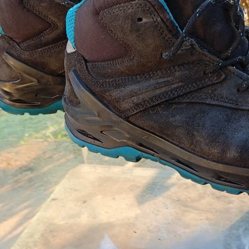 Safety Boots ESD size 42 used with anti-slip sole