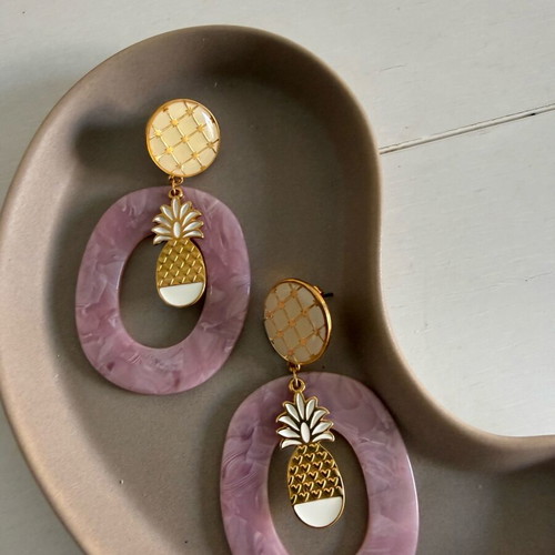 Earrings like new, impressive design