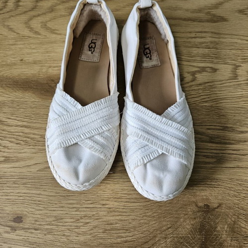 Ugg Yenes espadrilles white size 37 like new