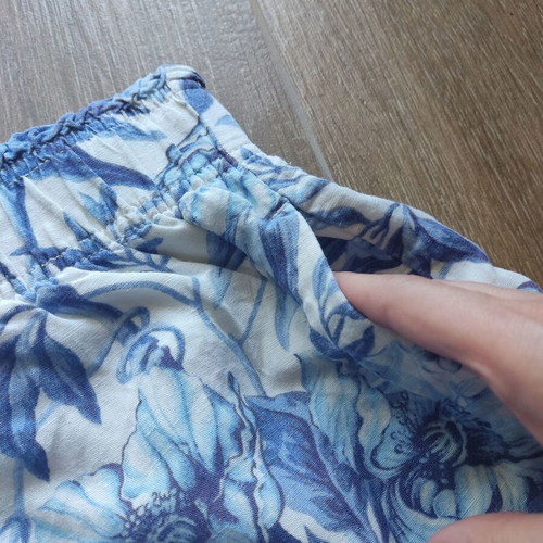 H&M Linen Blend Shorts Small Used, Animal Print Floral