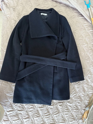 Anna Riska women's coat like new, dark blue with belt