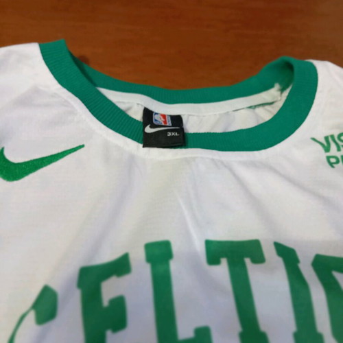 Celtics TATUM Jersey 3XL like new, authentic