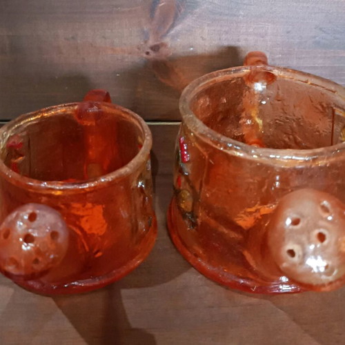 Vintage acrylic watering can set with chicken figure new