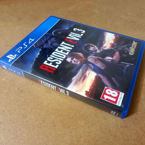 Resident Evil 3 PS4 game like new