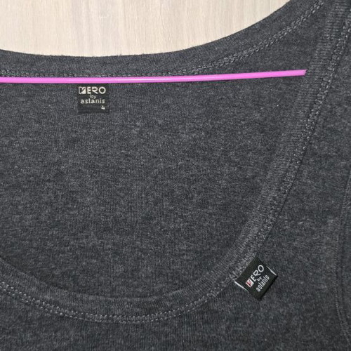 Vero by Aslanis tank top like new gray size L