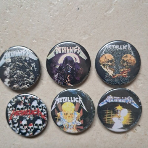 Metallica pins used, pack of 6