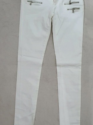 White skinny pants with zipper like new, size M