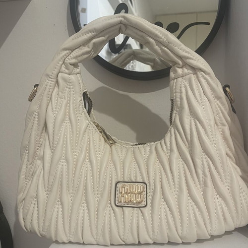 Miu Miu white quilted shoulder handbag like new