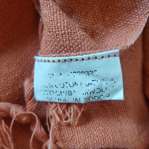 Orange throw blanket like new 140x200 cm