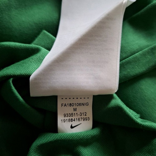 Boston Celtics Nike T-shirt size Medium new