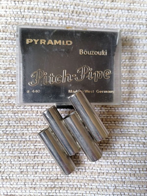 Pitch Pipe Pyramid A-440 vintage used