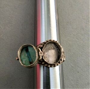 ΧΕΙΡΟΠΟΊΗΤΟ δαχτυλίδι Ασήμι 925 με πέτρα -κουτί