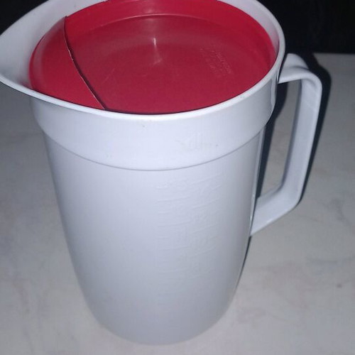 Pitcher like new with lid