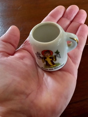 Miniature beer mug like new, collectible Munich souvenir made of clay
