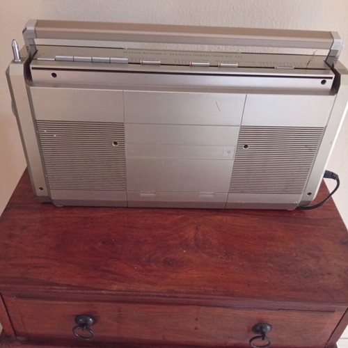 Radio Cassette Player like new, radio works, cassette does not