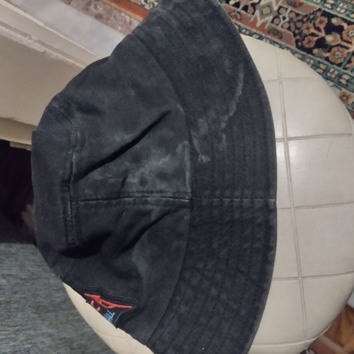 Metallica hat used, black and blue