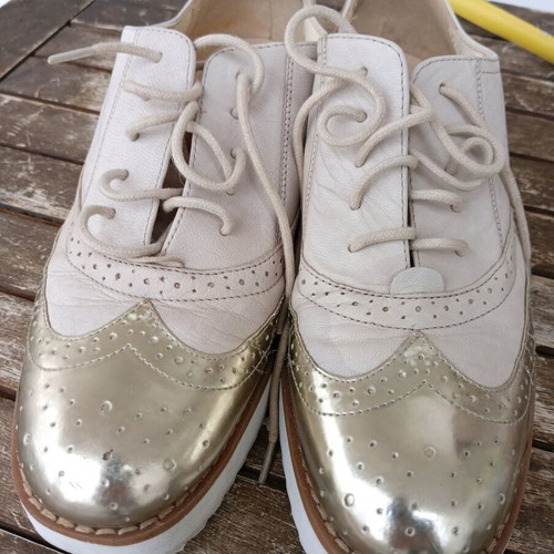 Nine West women's oxfords shoes beige - gold used, size 37