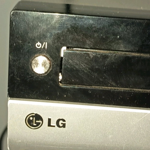 LG DVD & VCR player used, 2008 model, needs repair, no remote
