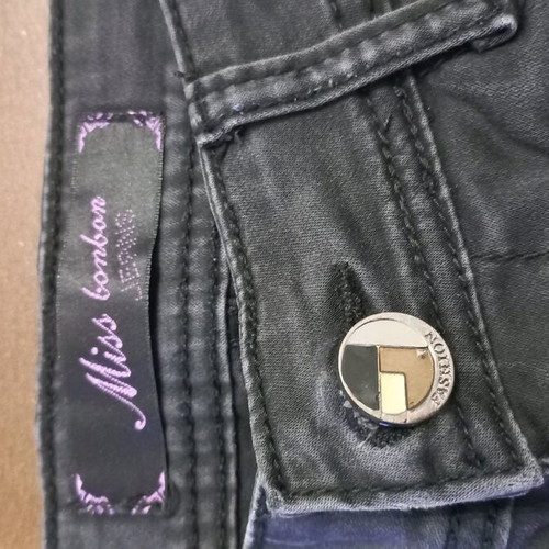 Women's pants used, size L, black