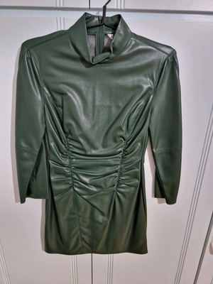 slim fit dress slacks ZARA. Long faux leather shirt dress. XS (S) – Hibuy market main image 1