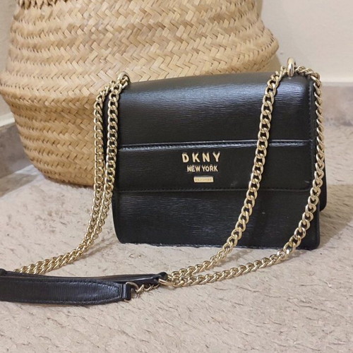 DKNY leather crossbody bag like new, black