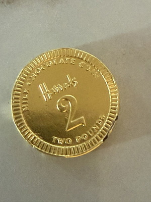 Σοκολάτακι Harrods 2 Pounds νομισμα σαν καινούργιο