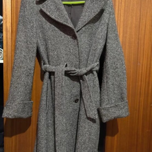 Benetton coat like new, gray, sizes S and M