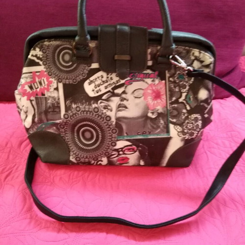 Desigual bag like new, hand and shoulder