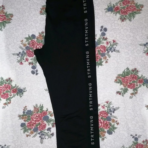 Bershka athletic leggings 3/4 new, black size M