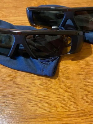 3D glasses with active shutter technology, like new