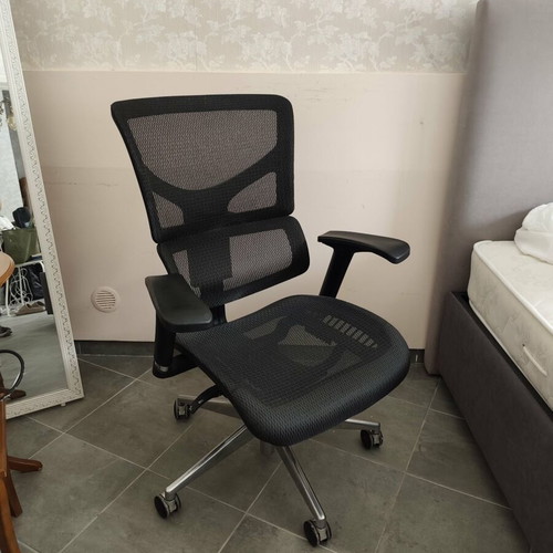 Office chair used with mesh back and removable headrest