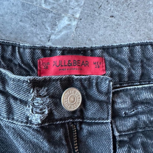 Pull & Bear women's black jeans with rips and embroidered flowers like new