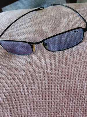 Fila sunglasses used with black frame and blue lenses